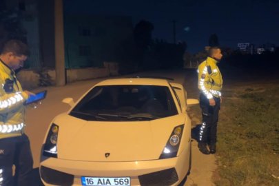 10 milyonluk lüks aracını bırakıp çalılıklara kaçan sürücü uyuyakaldı, polis böyle buldu