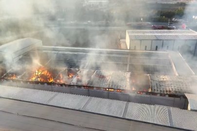 Bursa'da mobilya fabrikasında büyük yangın