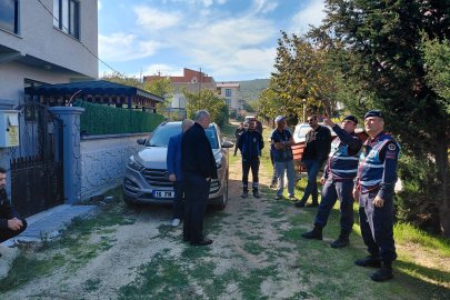 Bursa'da çatıya çıkıp yıkıma direndi...Mudanya'da gergin bekleyiş