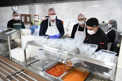 Karacabey Belediyesi'nden her kesime dokunan sosyal destekler