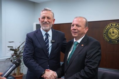 Burkay'dan yeni başkan Matlı'ya tebrik: "Allah yar ve yardımcısı olsun"