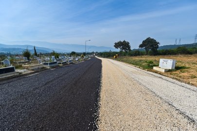 Büyükşehir, Erdoğanköy Kent Mezarlığı'nın yollarını yeniledi