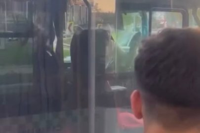 Şoförler arasında yol tartışması kamerada