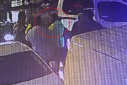 Park halindeki araca çarptı, ihbara gelen polise kafa attı: Alkollü sürücü gözaltına alındı