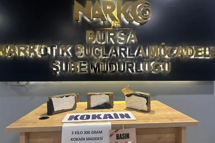 Bursa'da 3 kilo 300 gram kokain ele geçirildi