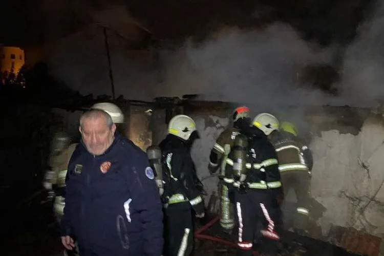 Bursa'da 90 yaşındaki kadın yangında hayatını kaybetti