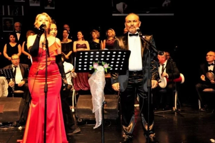 Bursa'da ustalara saygı konseri
