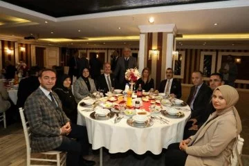 Bursa İnegöl'de Öğretmenler Günü hatıralarla kutlandı