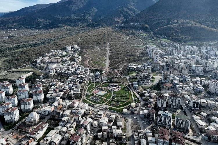 Bursa yeniden "Yeşil Bursa" kimliğine kavuşuyor... Bursa’nın yeşil alan miktarı 3.2 milyon metrekare arttı