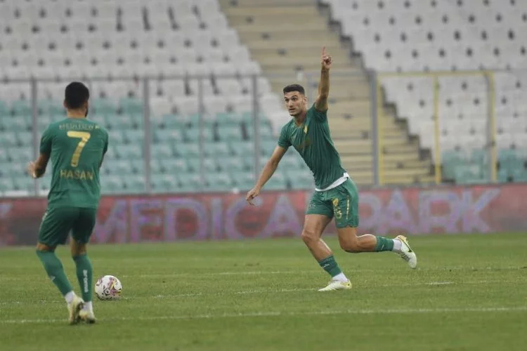 Bursaspor’un genç oyuncusu Ertuğrul Kurtuluş iki hafta sahalardan uzak kalacak