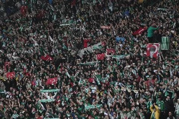 Bursaspor yönetimi taraftarı stadyuma çekmek istiyor