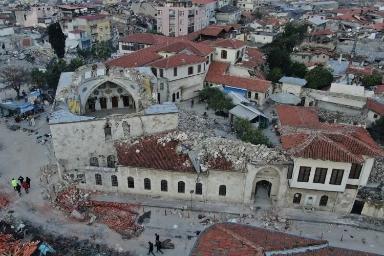 Depremin kültürel hasarı uydularla ölçülüyor