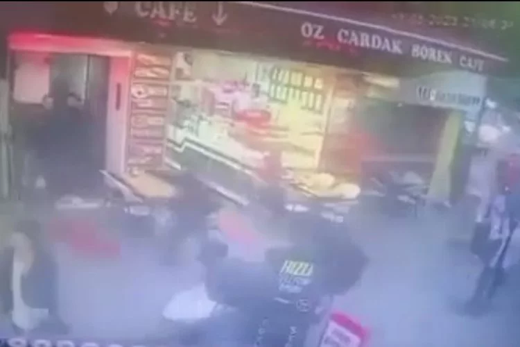 İstanbul'da kafeteryada silahlı saldırı: Gençlere kurşun yağdırdı