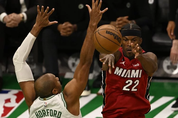 Miami Heat, Boston Celtics karşısında serinin ilk maçını kazandı